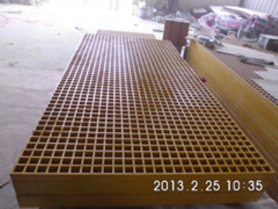 ������䓸���N���n���ۃr����