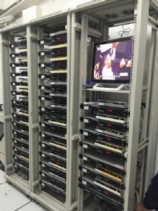 �о��ҕǰ�ˣ�ģ�M��̖��