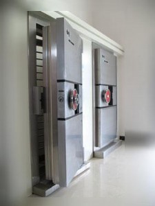 �y�н����T ���������T �ӱ����������T