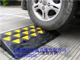 �����|ݸ���z·���r��