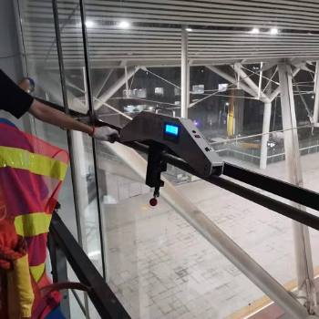 䓽g�������z�y�x 200KN�����x