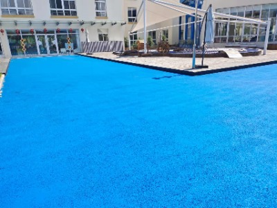 ��ɫ·���ɫ��