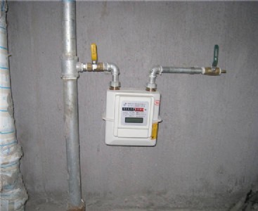 �ܵ�����