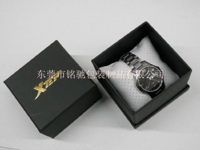 ������ɫ����w�ֱ����b�У����|�ֱ����b��