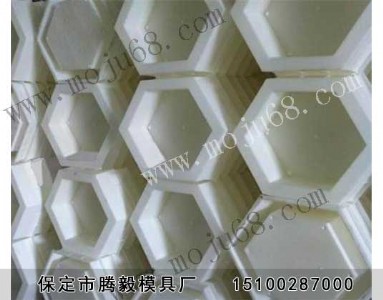 高鐵護(hù)坡模具騰毅高鐵護(hù)坡模具廠家