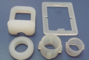 �����֣�parylene���Ĥ�P(gu��n)�����z�����֬�a(ch��n)Ʒ�ķ��o(h��)��(y��ng)��