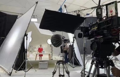 ��ɽ�����ҕ�l�V��Ƭ�Ĕz