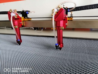 �Z��̩1995�p�^��]���ϼ����и�C