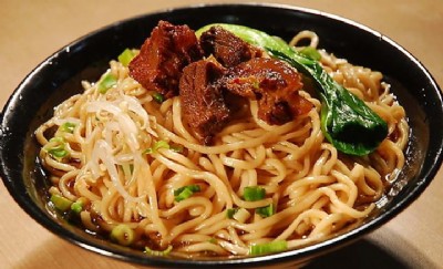 ���ɹ���ɫС�ԡ����c�������������C��Ӗ