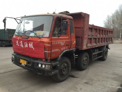 �L�ڳ��ۖ|�L�����Aɽǰ�ĺ�����ж܇