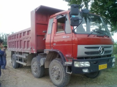 ���D׌�|�L�����Aɽǰ�ĺ�����ж܇