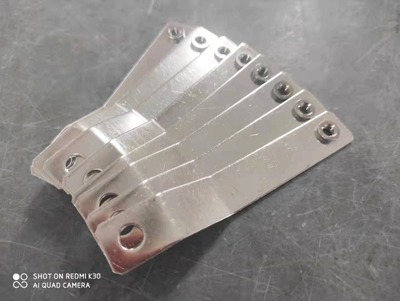 ��ɽ�~ĸ�������