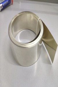 ����ʯ�y��Ƭ���ڳ��X/�V��ĸ���ɫ���ټ��Ͻ𹤼����F��