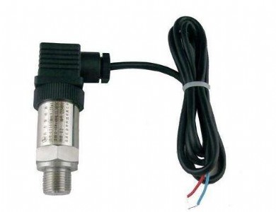 tillquist���׃����