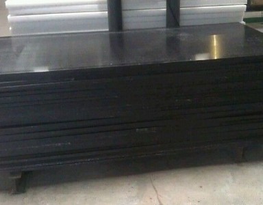 ��ɫ�ľ�壬�ľ��S�ң����o��ľ�幩��