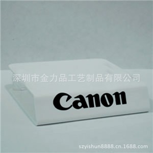 ���ڏS��ֱ�N��ɫ������ƽ����Xչʾ�� ���M�OӋ