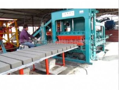 �����L��Һ���u�C �˴u��