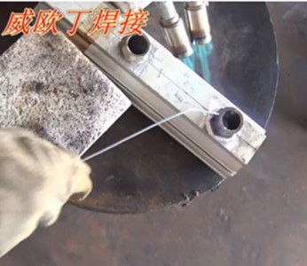 �������W��q303b֮�X�c���P䓺���