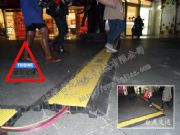 ��|���z���۰��o���^���U