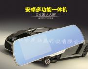 ����Ļ�J��S���аl(f��)GPS��(d��o)���߶���܇ӛ䛃xǰ���p�z���^