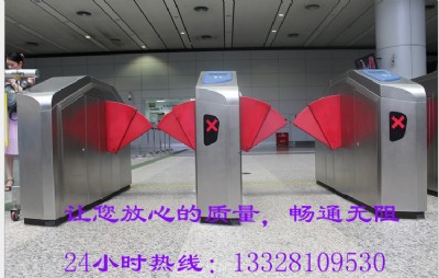 ���ߡ����ݡ����|���l���S���^(q��)�W(xu��)У����˹���V