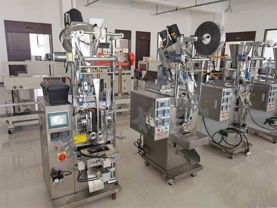 С�͟��տsĤ���b�Cʹ�÷������տs�C�r��