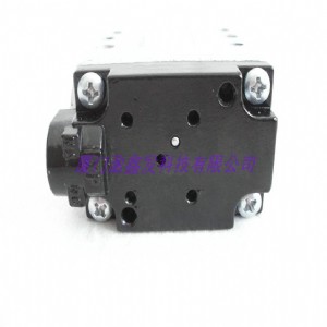 ����(y��ng)�����UNIVER늴��y