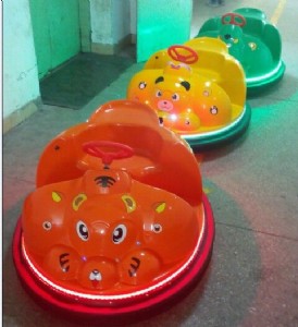 陜西電動(dòng)碰碰車(chē) 西安兒童碰碰車(chē) 蘭州充氣電瓶車(chē)