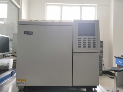 ����ɫ�V�����l���׾��м״�����