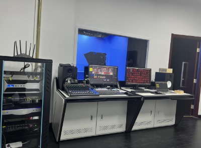 4kУ�@�ҕ�_�WУ̓�M�ݲ��ҽ��O