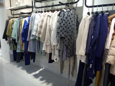 �V��ʯ���������Ʒ�ƴ�a�ۿ�Ů�b���β؛�F؛�߷����l