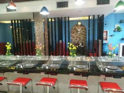 吉林回轉(zhuǎn)火鍋涮烤一體設(shè)備 旋轉(zhuǎn)火鍋設(shè)備質(zhì)量保證