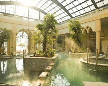 ���֗����e�����OӋʩ��һ�w��