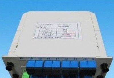 1分4盒式分光器 plc光分路器 插片式光分路器 sc接口