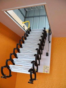 �����s���� ������ӆ�� �s�i���ݰ��b