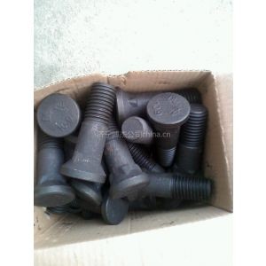 �{����T����