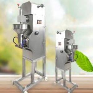 ����C  �p������C