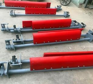 �C�^����������������