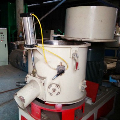 �ӱ����Cе�ṩ���ϏU�z�F���C�r��͈DƬ