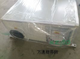 ���L�Q��C