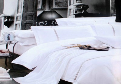 �Ƶ��e�^��ɫ���ӱ�о