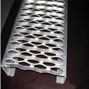 ���P䓛_�� ��\ �A�� �{�~�������