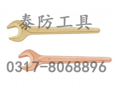 �������^������