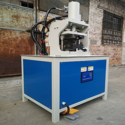 ��ɽ�f�\90�Ƚ�һ�γ��͙C�S��ֱ�N