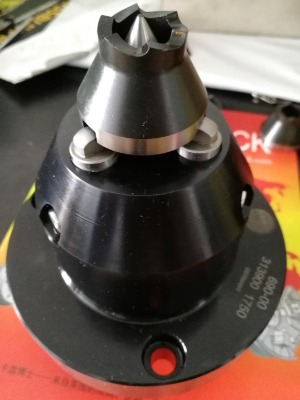 �Ϻ�bosschuck������.�����M�ж��Ķ�λ