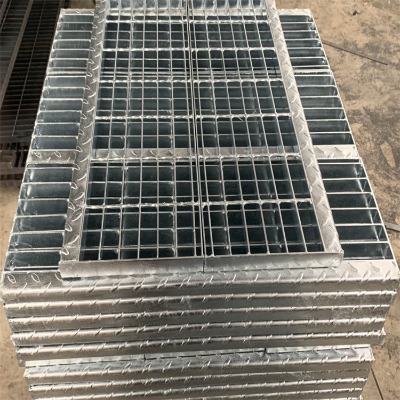 �ӱ����w��S�ҹ����ܿڇ�����ݰ�̤�����v�R�ꇊ����w