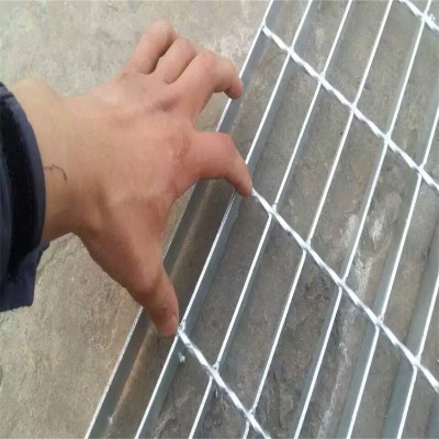 �ӱ���\ˮ���w��S�ҹ���(y��ng)�����X��䓸�Ű�������X�����̤��