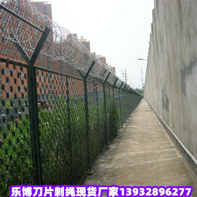 ���ϱO�z�������o�ꖷ��o��Ƭ�̾W�S�����I�F�z�W����