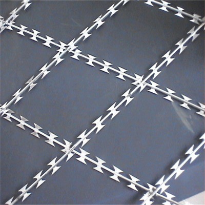 �Ϸ���\��Ƭ�̽z�L�\�S�Ұ��c�C����Ƭ���K