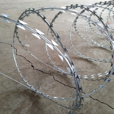 �������������̰�ȫ���o�W�����WУС�^���I�W���x��Ƭ���K